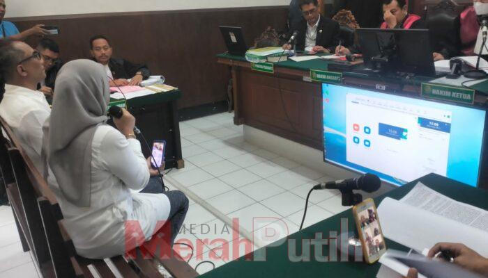 pasutri-pengemplang-uang-keperluan-pribadi