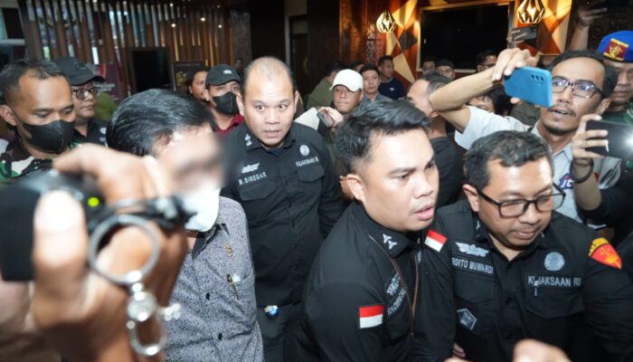 3-hakim-pemvonis-bebas-ronald-tannur-tertangkap