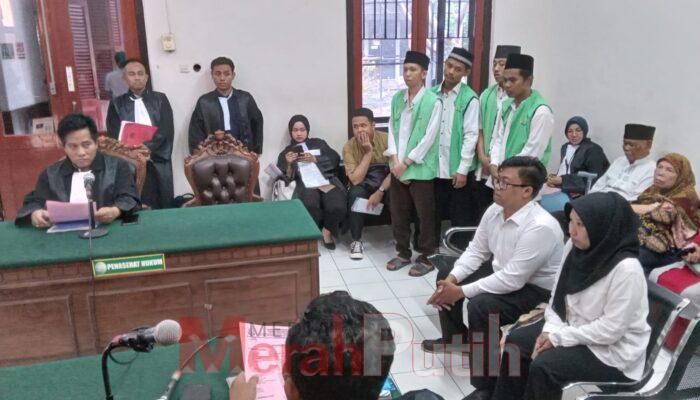 pasangan-penelantaran-bayi