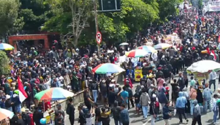 bupati-pati-dimakzulkan