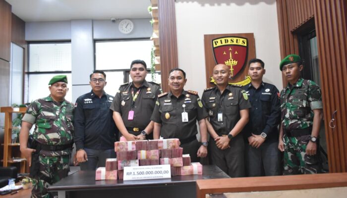kejari-tanjung-perak-tahan-komisaris-pt-dja