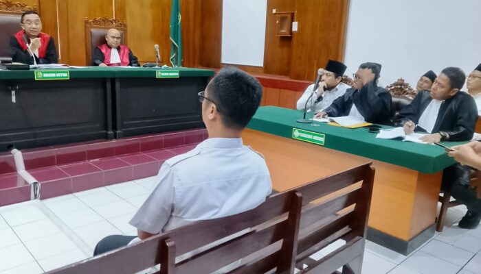 sidang-kasus-pupuk-subsidi-polisi-jadi-terdakwa