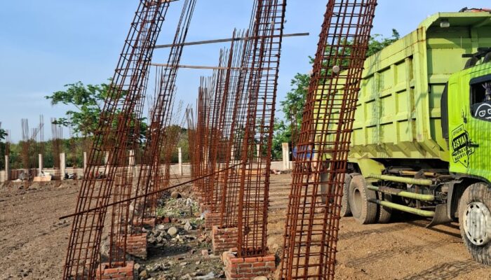 proyek-smpn-baru-tambak-wedi-rp-8-miliar