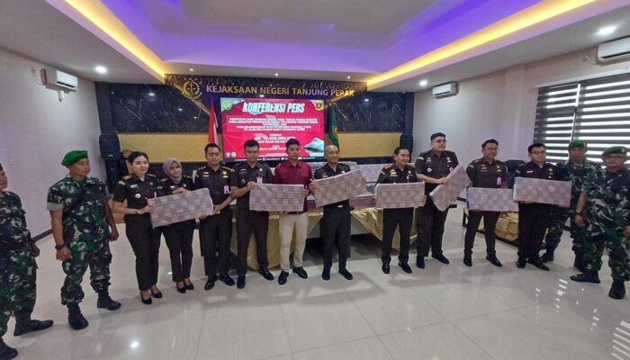 kejari-tanjung-perak-sita-rp70-miliar-korupsi