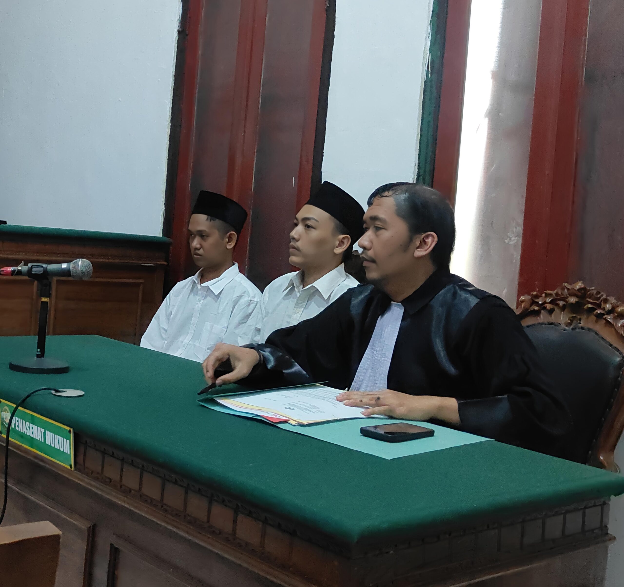 2-pemuda-sidoarjo-pemalsuan-surat-dokter