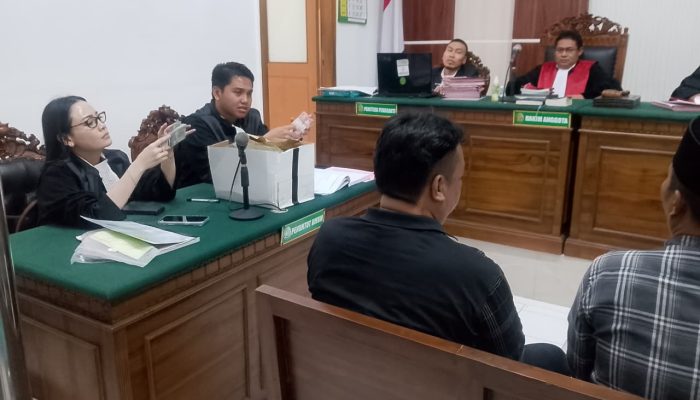 2-terdakwa-peredaran-uang-palsu-terbongkar