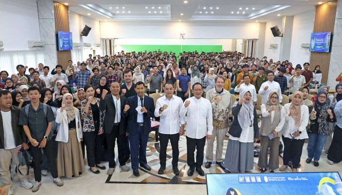 eri-cahyadi-ajak mahasiswa-jadi-pebisnis