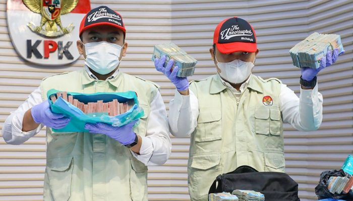 kpk-dalami-praktik-beri-thr-ke-polisi-hingga-jaksa