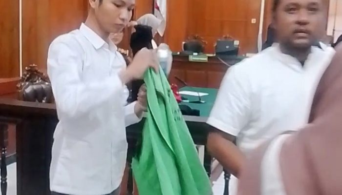 terdakwa-pengedar-sabu-beli-rp1-juta-per-gram