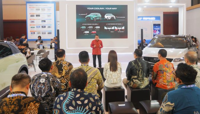 geely-coolray-suv-turbo-rp341-juta