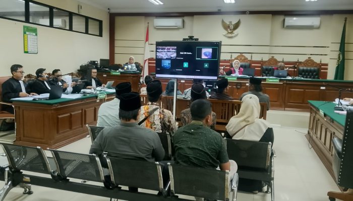 kpk-buka-peluang-periksa-khofifah-kasus-hibah