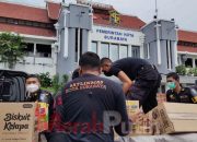 Surabaya Kirim Kendaraan Berat dan Logistik Pasca Penanganan Erupsi Gunung