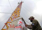 Tak Ber-IMB, Satpol PP Segel 5 Menara Telekomunikasi