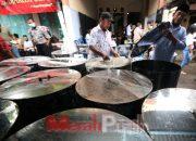 Pengrajin Tempe Sukomanunggal Mengaku Efisien Proses Produksinya