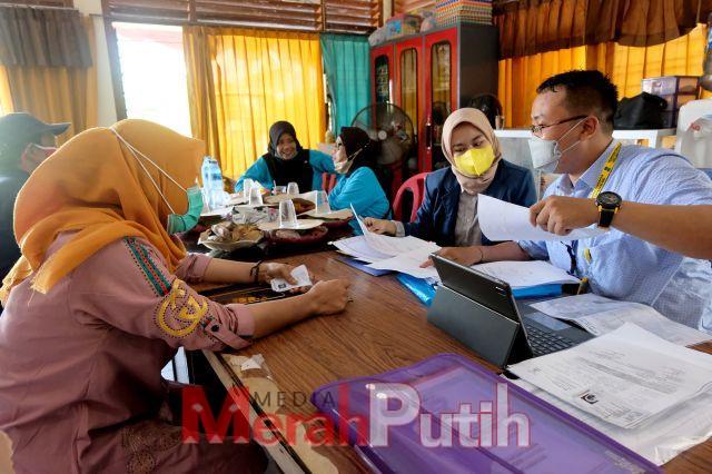 239363-warga-miskin-di-surabaya-didata-ulang