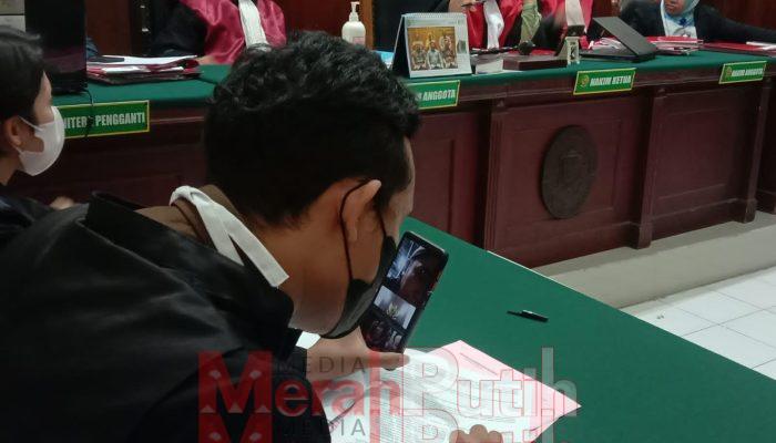 Jaksa Tuntut Mastur Penjual Bahan Peledak 2,5 Tahun Penjara