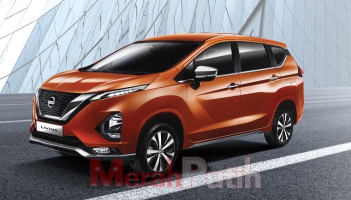 mobil nissan livina