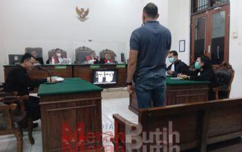 Penjual Chip Domino Ini Dirungkus Polisi di Seret ke Pengadilan