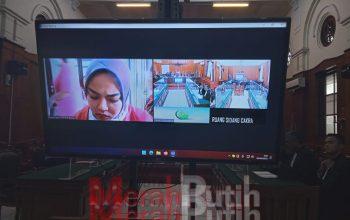 Tok,.Selebgram Medina Zein Divonis 2 Tahun Penjara