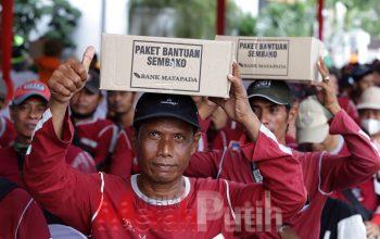 Hore 12.000 Paket Sembako Ramadan untuk Seluruh Tenaga Satgas Kota Surabaya