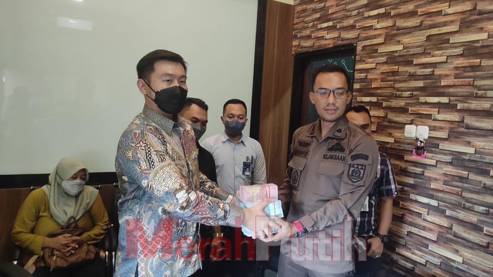 bos-pt-ili-kembalikan-uang-kerugian-negara