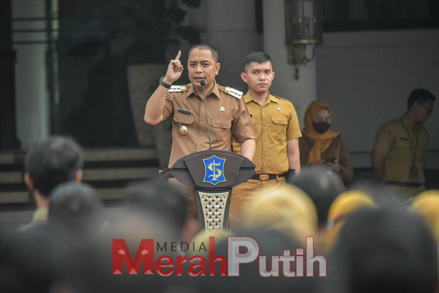 wali-kota-eri-menaikkan-pangkat-camat-lurah