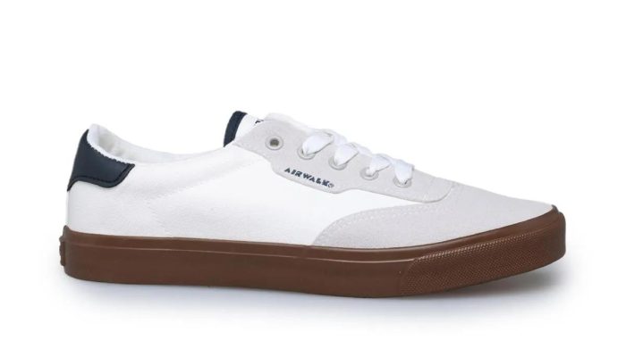 6 Warna Sepatu ini Cocok untuk Semua Baju