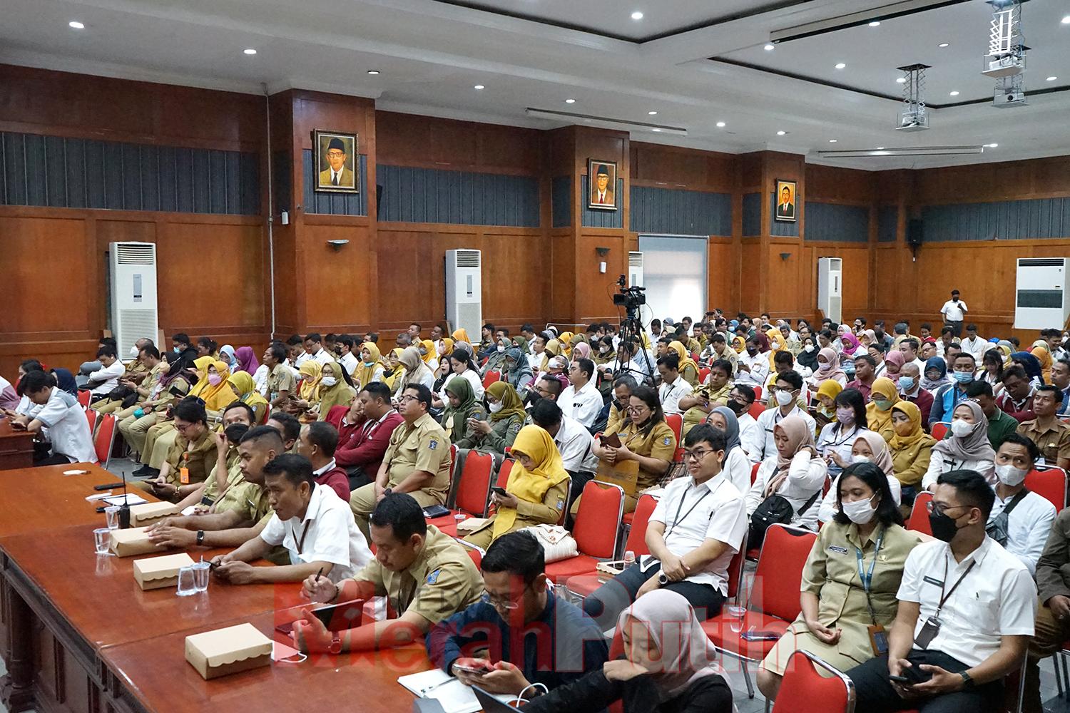 300-pengelola-admin-wargaku-dilatih