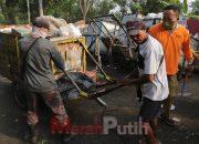 Terkesan Kumuh, DLH Surabaya Gelar Kerja Bakti di 191 TPS