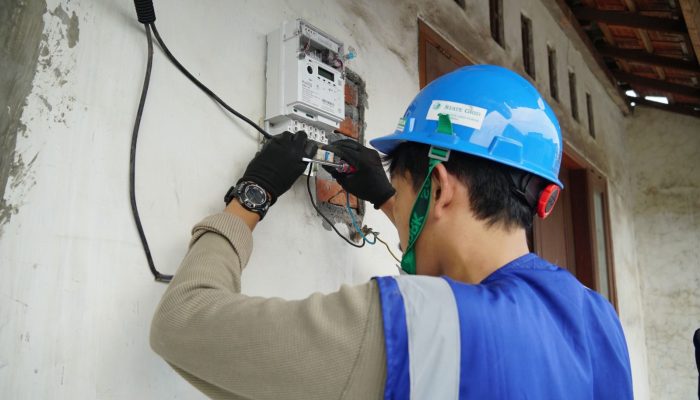 Warga Sidoarjo Respon Positif Pemasangan Smart Meter AMI Digital