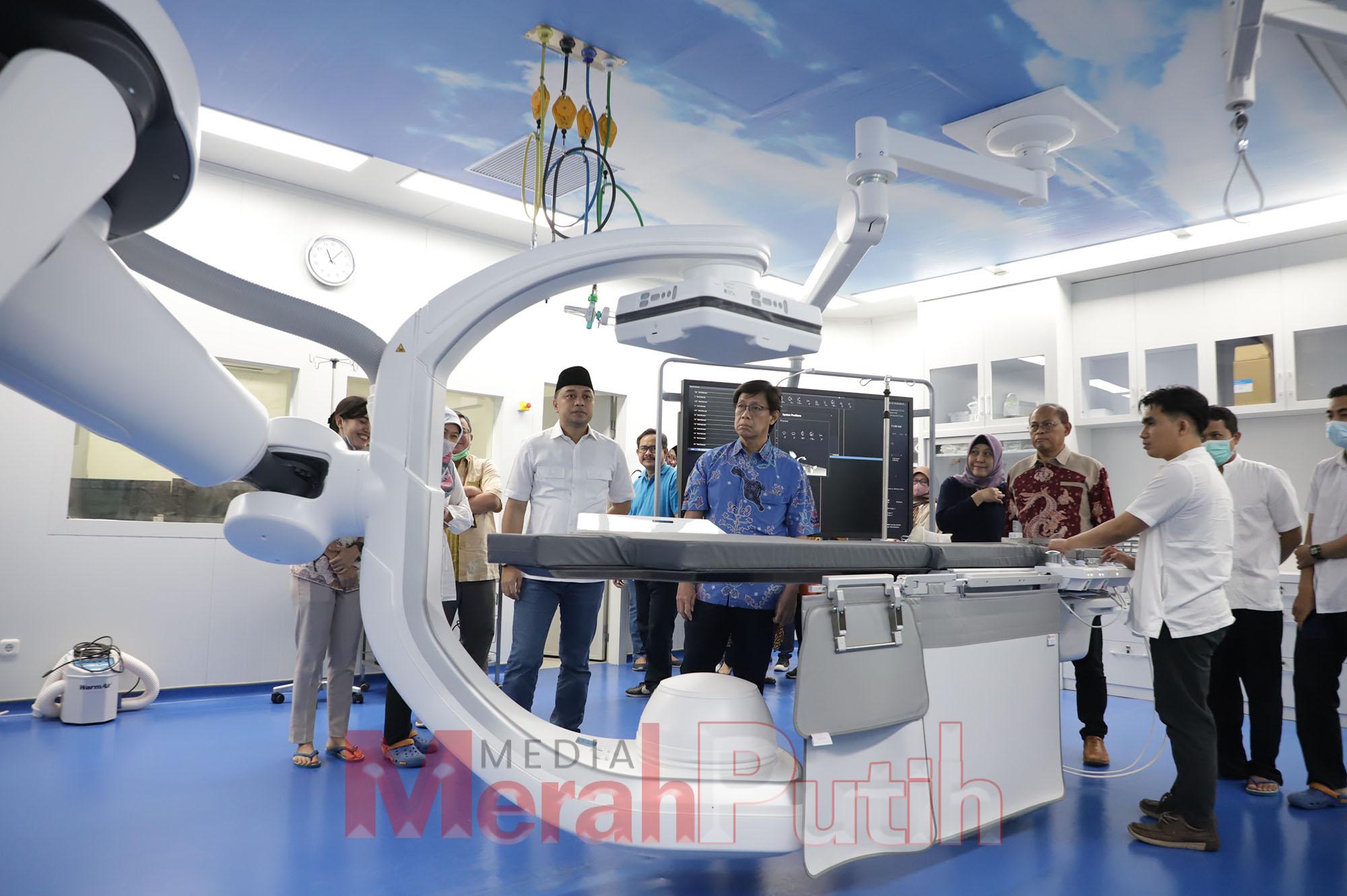 peralatan-medis-rsud-dr-soewandhie-canggih
