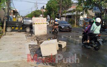 Proyek Saluran di Dukuh Kupang Dikeluhkan Warga, Rekanan Pelaksana ‘Dableg’