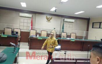 Terbukti Korupsi Dana Hibah Eks Wakil Ketua DPRD Jatim Sahat Tua Simandjuntak Divonis 9 Tahun Penjara