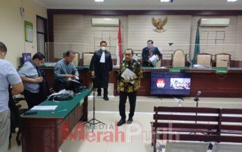 JPU KPK Tuntut Sahat Wakil Ketua DPRD Jatim 12 tahun Penjara