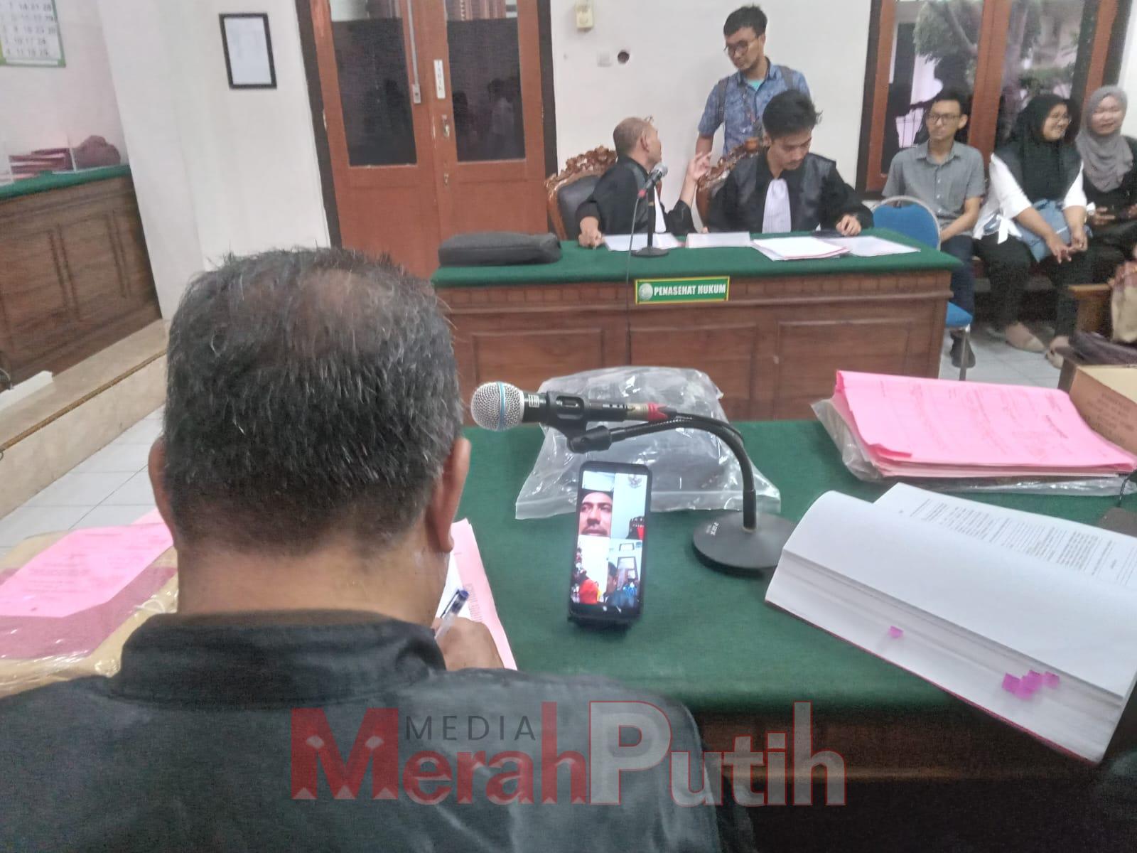 pegawai-leasing-tilap-uang-pengurusan-stnk