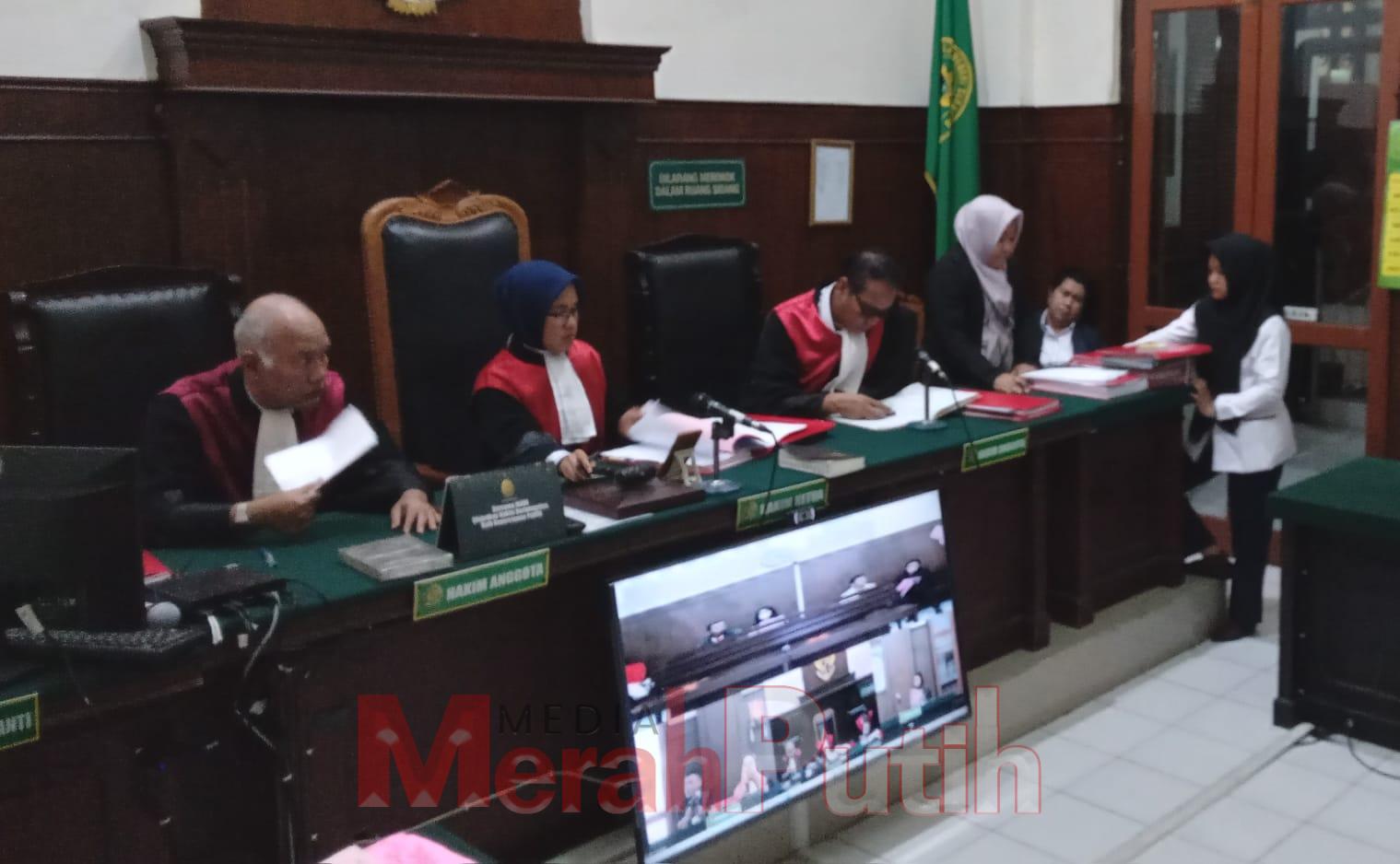 pengedar-pil-double-l-dihukum-10-bulan-penjara