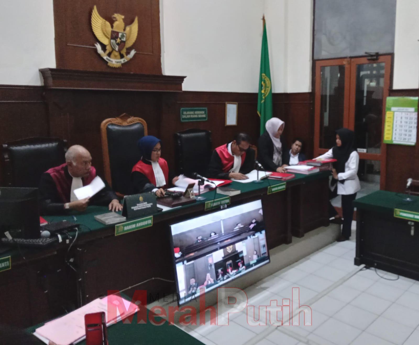 gelar-pesta-sabu-ahmad-fauzi-dihukum-penjara