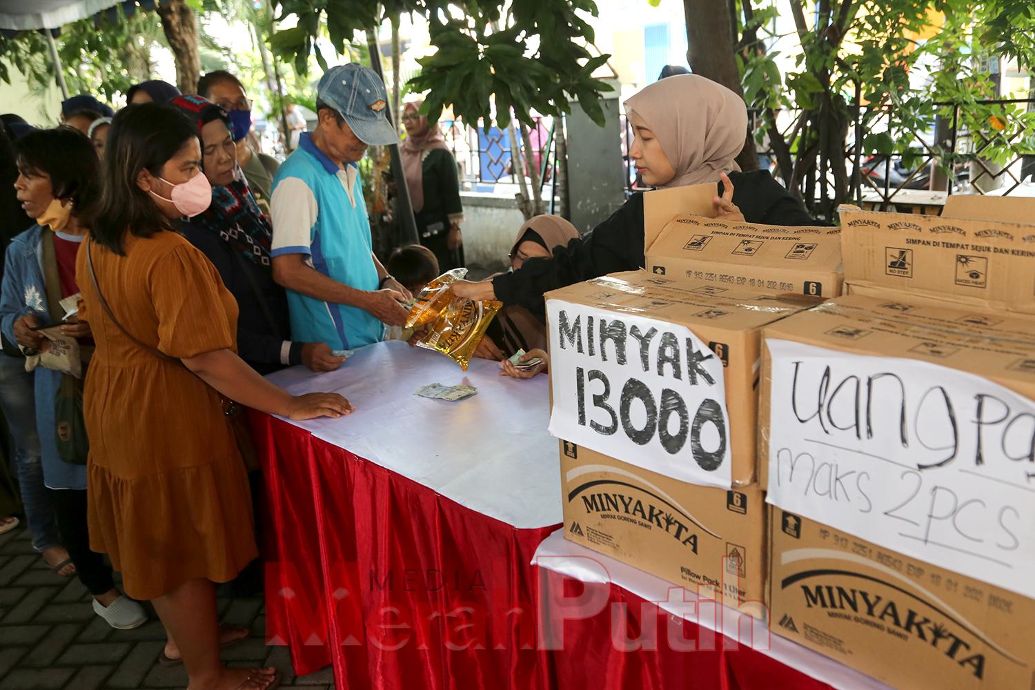 panic-buying-bahan-pangan-di-surabaya-mencukupi