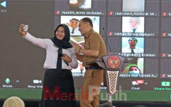 Senyum Sumringah, 2.086 SK Pengangkatan PPPK Surabaya