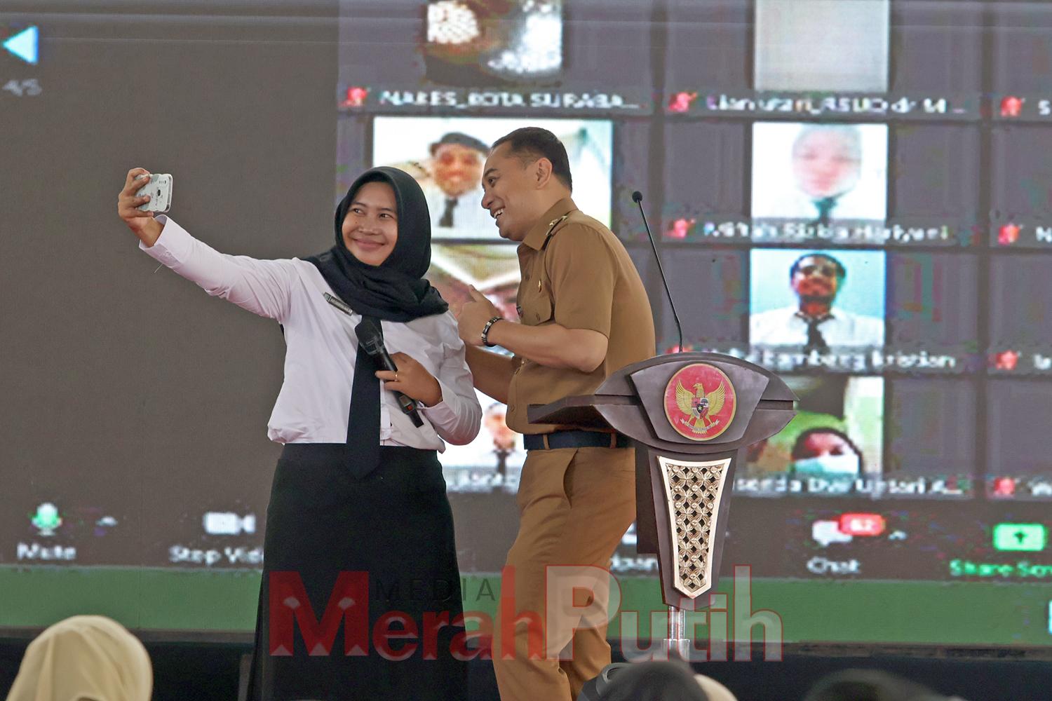 senyum-sumringah-sk-pengangkatan-pppk
