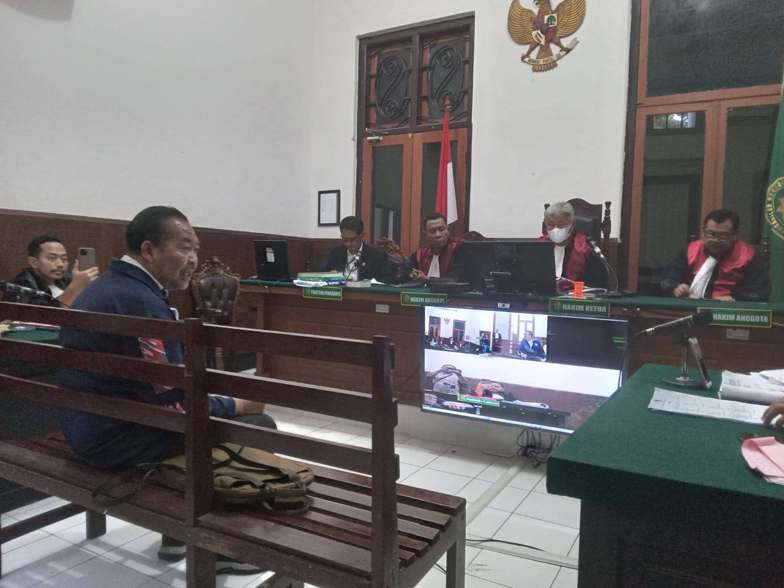 pegawai-upt-kementerian-perikanan-join-terdakwa