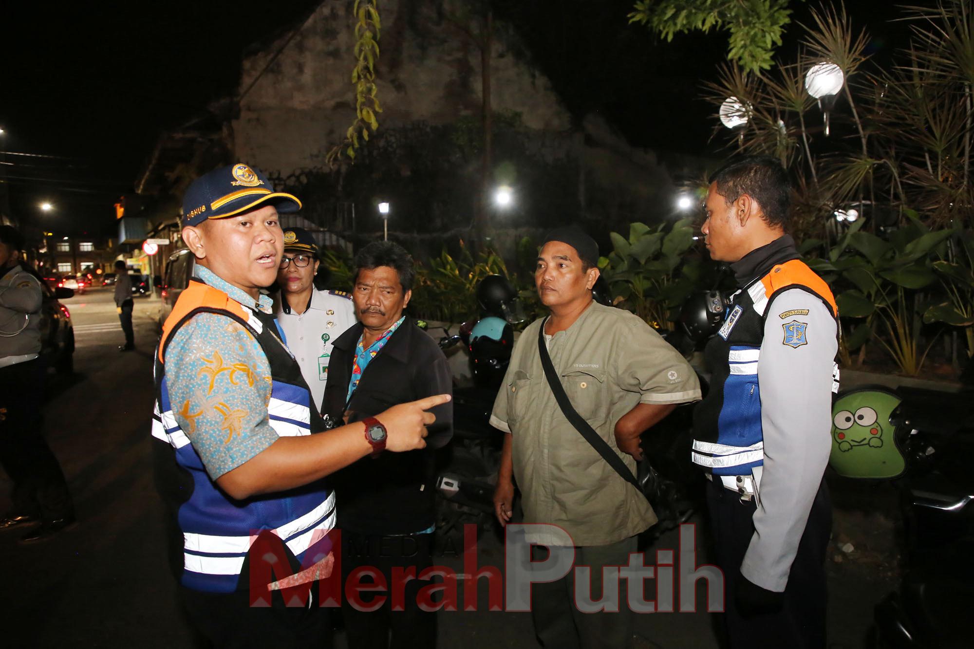 dishub-tindak-tegas-jukir-liar-di-kota-lama