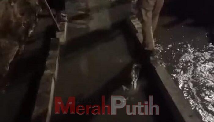 Proyek Pedestrian di Jalan Kartini Sebabkan Pagar Rumah Warga Ambrol