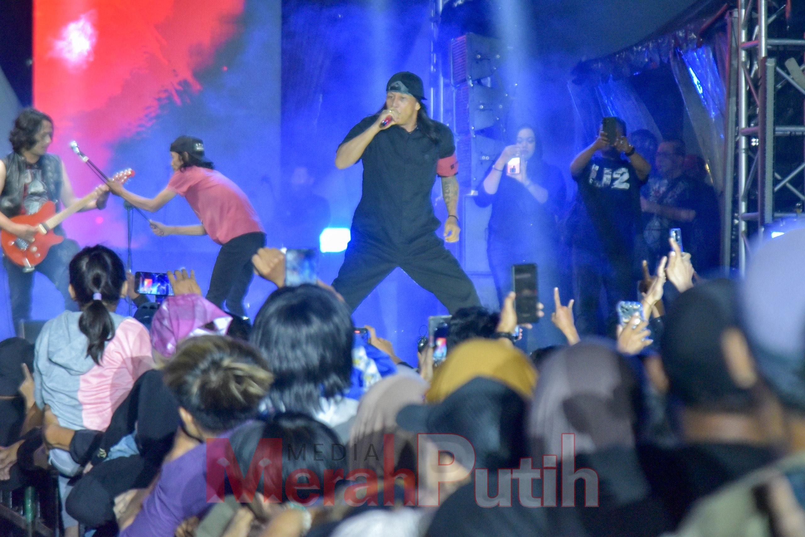 surabaya-expo-center-ekspresi-anak-muda