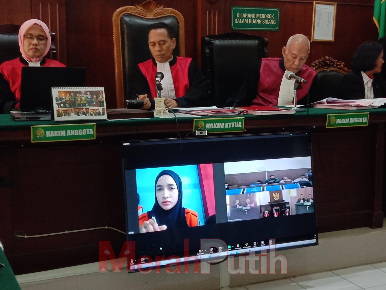 selegram-alexa-dewi-terjerat-kasus-penipuan