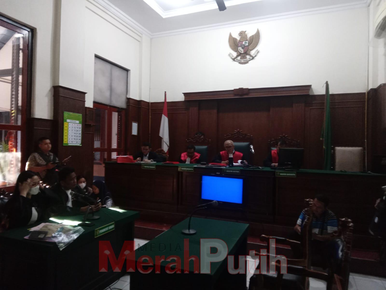 gadaikan-mobil-sewaan-philip-william-dipenjara