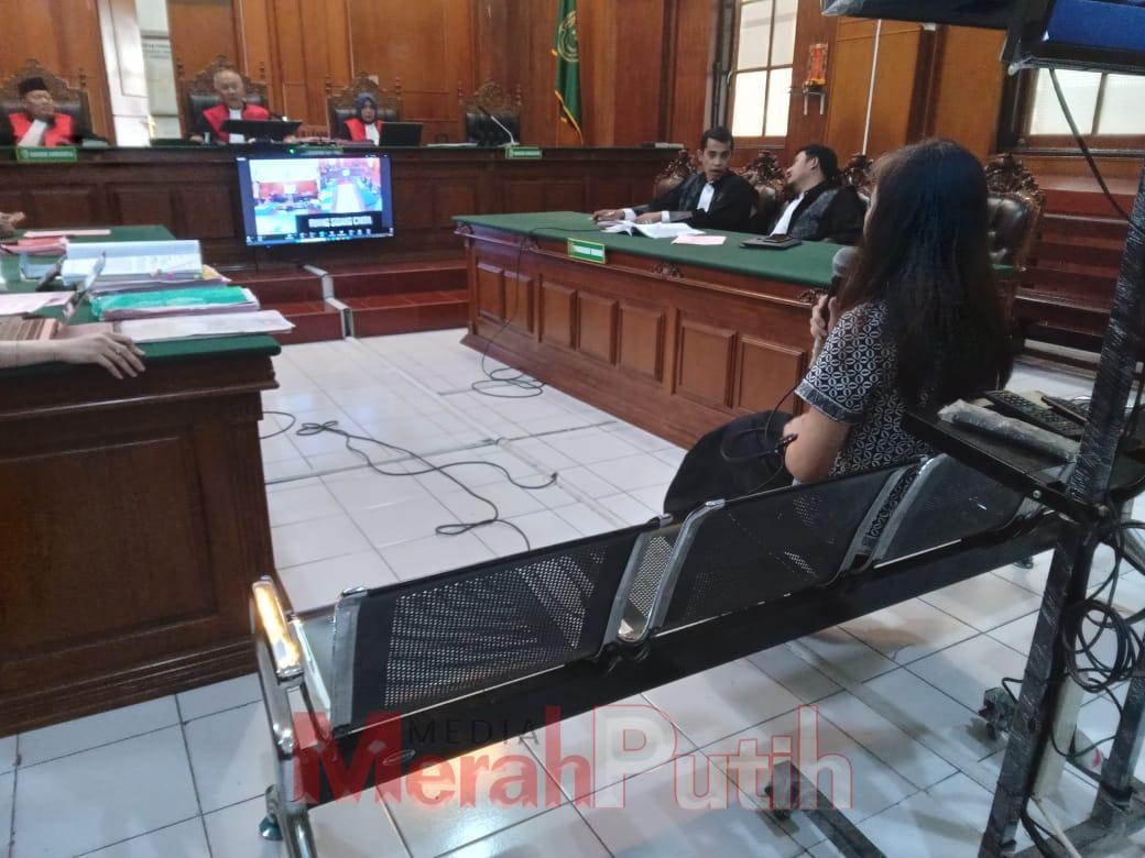 pemalsuan-stnk-mobil-pajero-fifie-pudjihartono