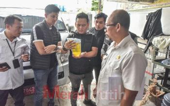 Minyak Kita Tak Sesuai Takaran Ditemukan Saat Sidak Bapokting di Pasar Soponyono