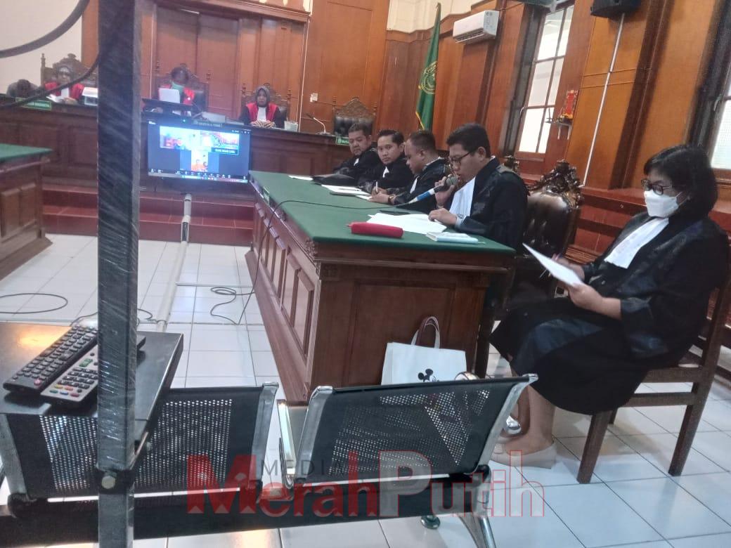 3-terdakwa-kasus-penipuan-minta-dibebaskan