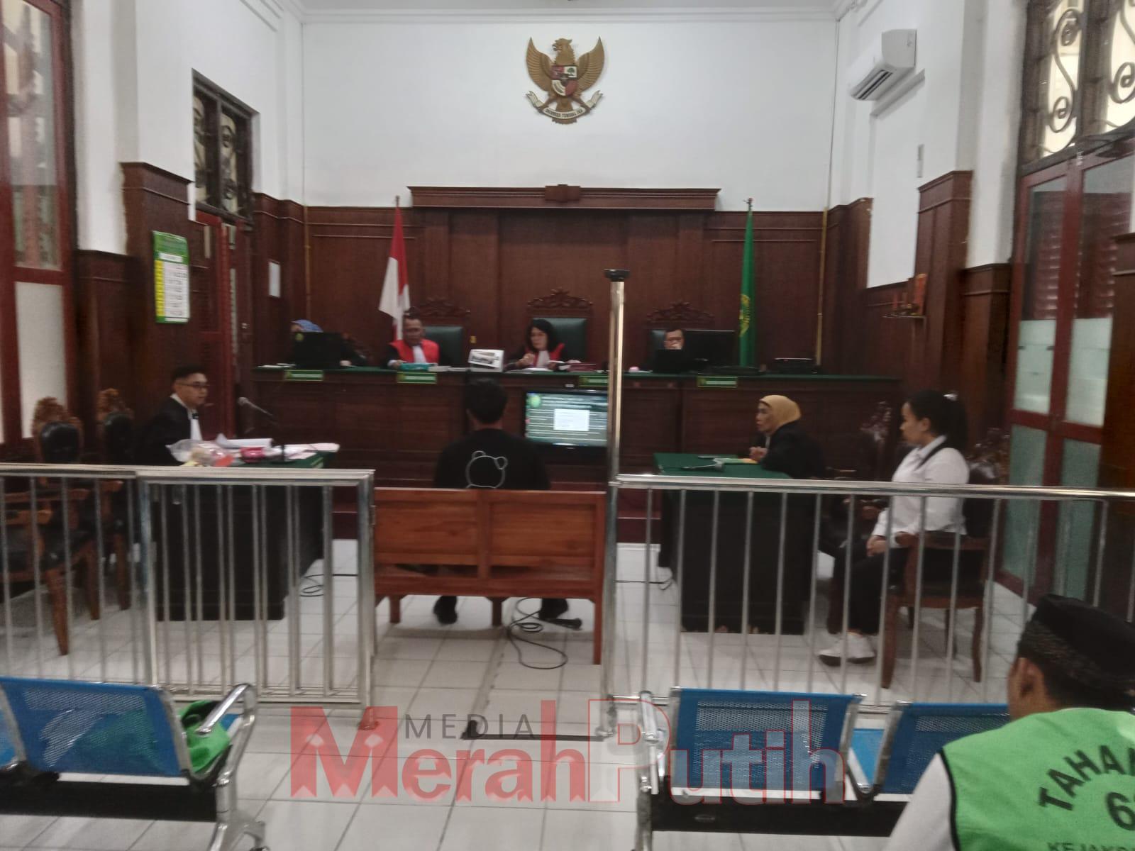 janda-2-anak-nyambi-jual-sabu